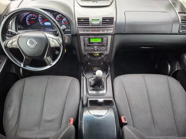 SsangYong Rexton RX200E-XDI 114kW 6MAN -TAŽ.ZAŘ - foto 11