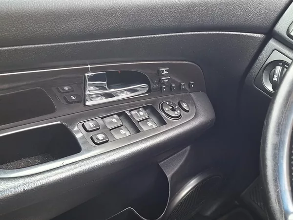 SsangYong Rexton RX200E-XDI 114kW 6MAN -TAŽ.ZAŘ - foto 12