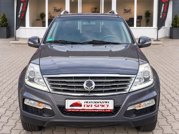 SsangYong Rexton RX200E-XDI 114kW 6MAN -TAŽ.ZAŘ - foto 3