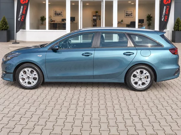 Kia Ceed 1.5T-GDI 118kW -1.MAJITEL - foto 5