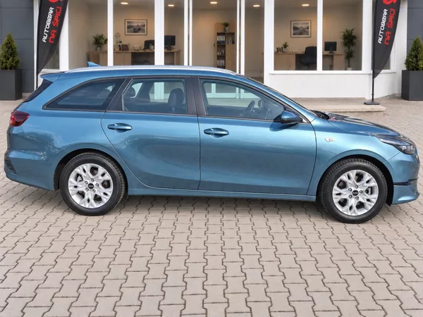 Kia Ceed 1.5T-GDI 118kW -1.MAJITEL - foto 9