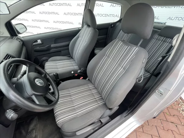 Volkswagen Fox 1,4 Basis75 55kw servis - foto 11