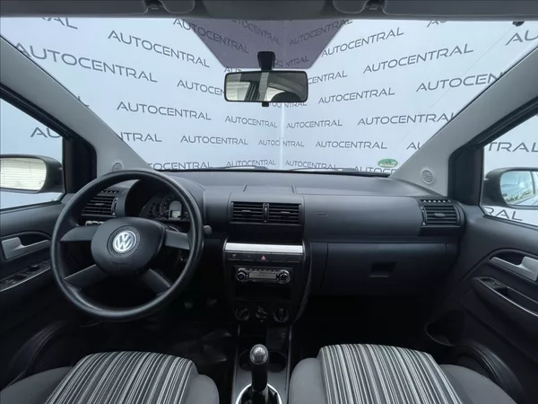 Volkswagen Fox 1,4 Basis75 55kw servis - foto 15