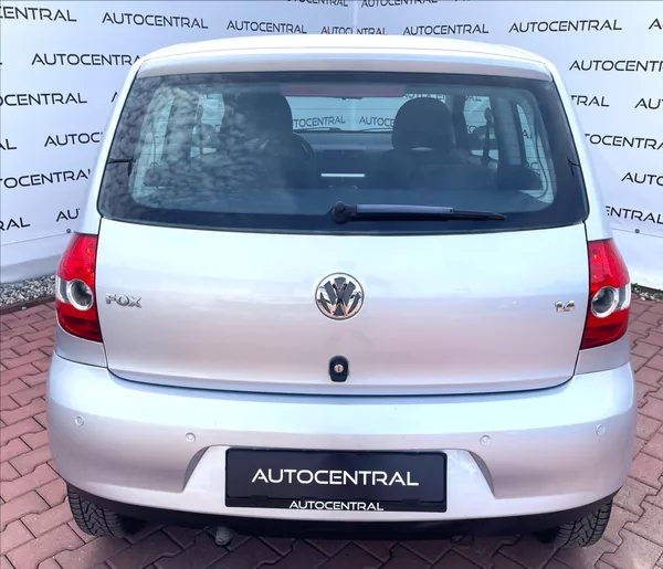 Volkswagen Fox 1,4 Basis75 55kw servis - foto 5