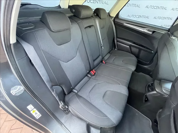 Ford Mondeo 2,0 TDCi,110kW,TITANIUM,serv.k - foto 25