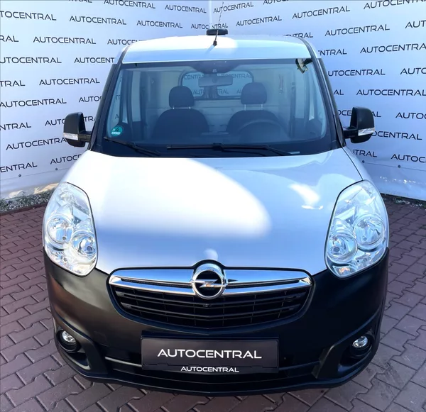 Opel Combo 1,4 i + CNG,88kW,serv.kn. - foto 2