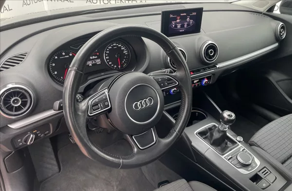 Audi A3 1,4 TFSI S-line 90kw, Navi , - foto 12