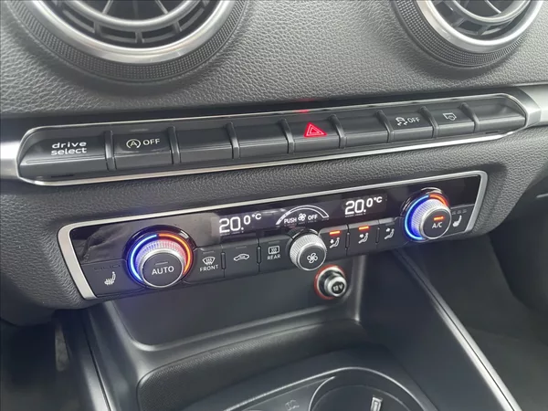 Audi A3 1,4 TFSI S-line 90kw, Navi , - foto 18