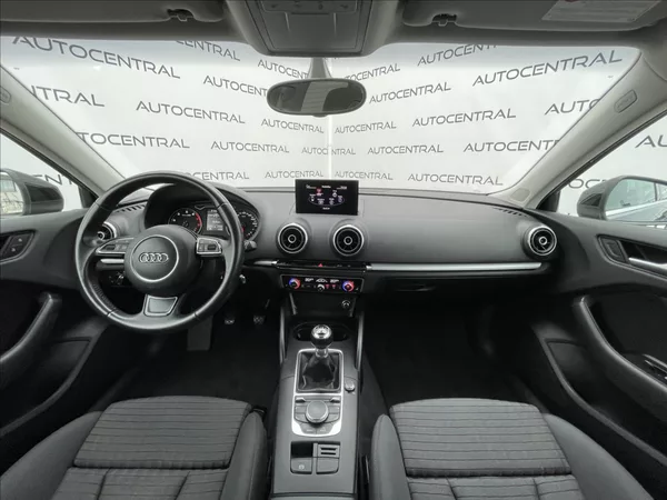 Audi A3 1,4 TFSI S-line 90kw, Navi , - foto 19