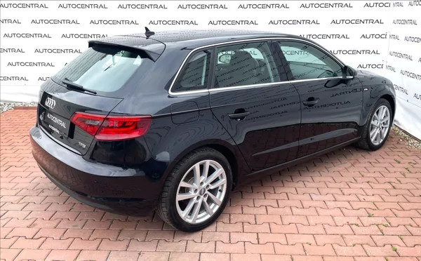 Audi A3 1,4 TFSI S-line 90kw, Navi , - foto 4