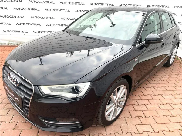 Audi A3 1,4 TFSI S-line 90kw, Navi , - foto 7