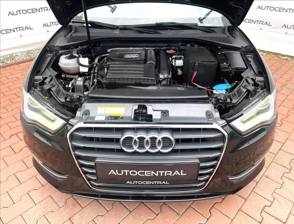 Audi A3 1,4 TFSI S-line 90kw, Navi , - foto 8