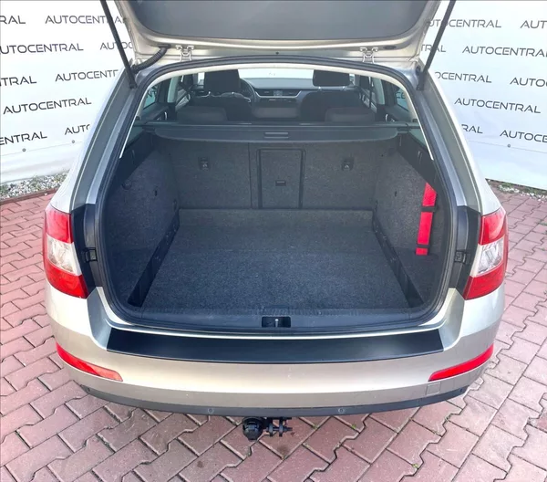 Škoda Octavia 1,2 TSI 81kw 111t.km 1.majitel - foto 10