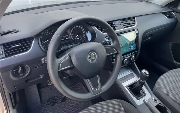 Škoda Octavia 1,2 TSI 81kw 111t.km 1.majitel - foto 12