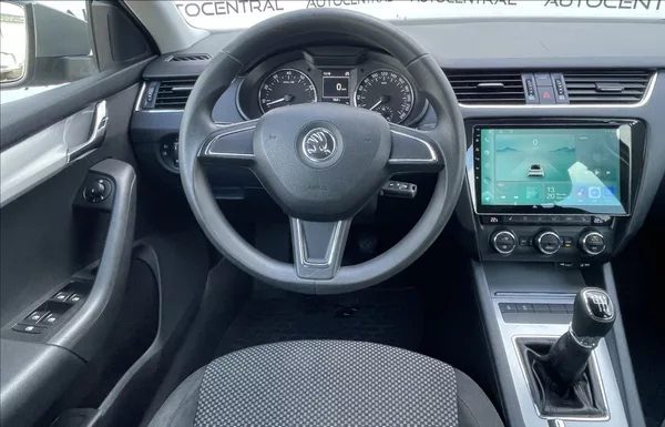 Škoda Octavia 1,2 TSI 81kw 111t.km 1.majitel - foto 13