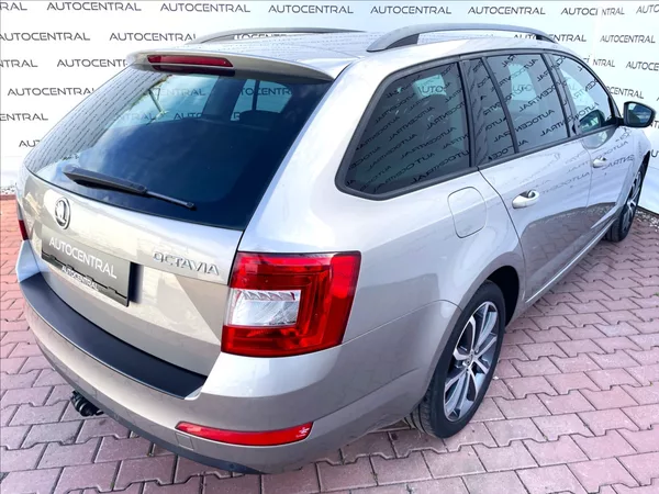 Škoda Octavia 1,2 TSI 81kw 111t.km 1.majitel - foto 9