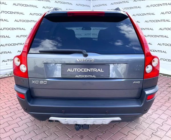 Volvo XC90 2,4 D,136kW,4x4,aut. - foto 5