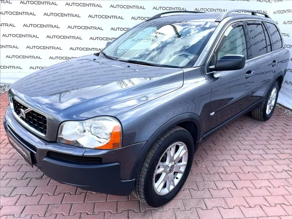 Volvo XC90 2,4 D,136kW,4x4,aut. - foto 7