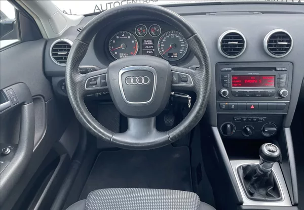 Audi A3 1,2 TFSI Sportback 77kw servis - foto 13