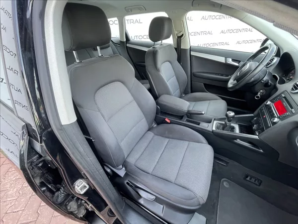Audi A3 1,2 TFSI Sportback 77kw servis - foto 20