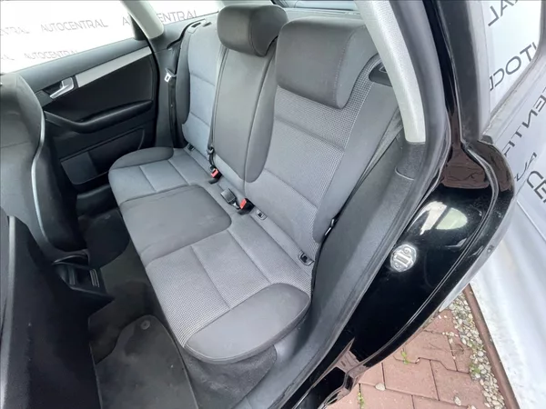 Audi A3 1,2 TFSI Sportback 77kw servis - foto 22