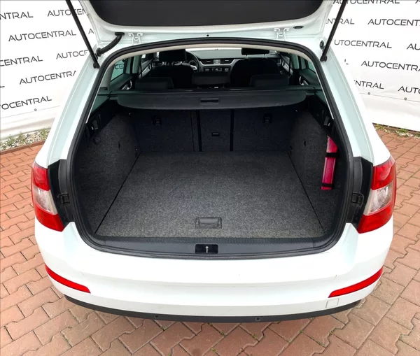 Škoda Octavia 1,2 TSI Edition 81kw 113t.km s - foto 10