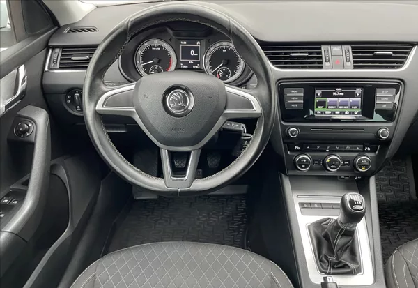Škoda Octavia 1,2 TSI Edition 81kw 113t.km s - foto 13
