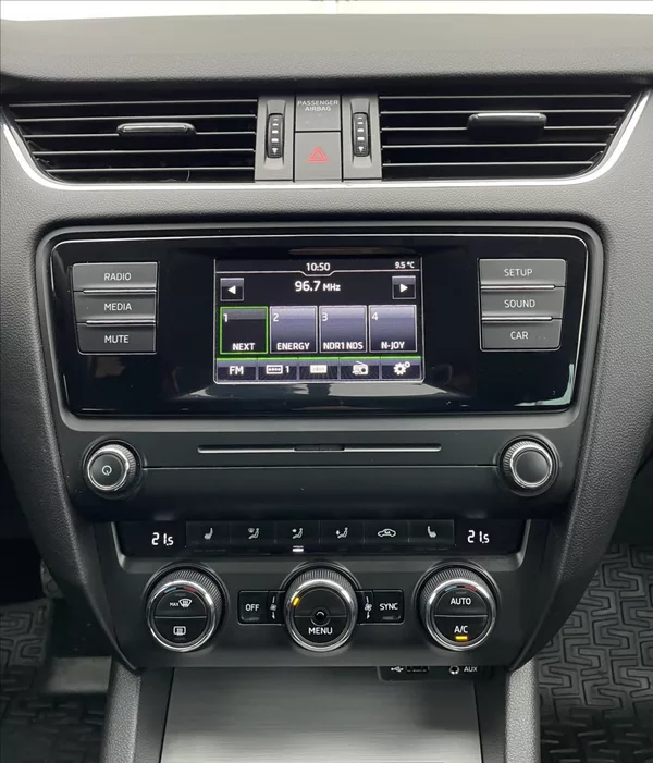Škoda Octavia 1,2 TSI Edition 81kw 113t.km s - foto 15