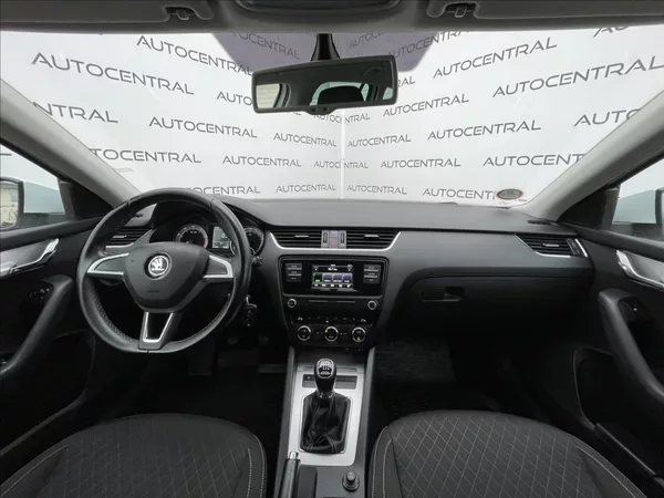 Škoda Octavia 1,2 TSI Edition 81kw 113t.km s - foto 17