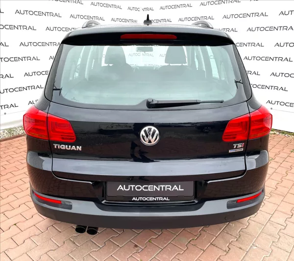 Volkswagen Tiguan 1,4 TSi,90kW,serv.kniha - foto 5
