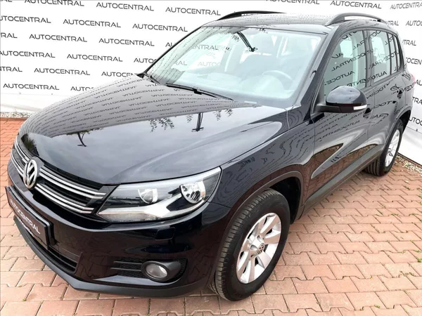 Volkswagen Tiguan 1,4 TSi,90kW,serv.kniha - foto 7