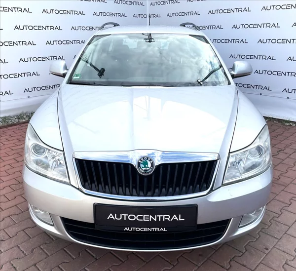 Škoda Octavia 1,4 Tsi Family 90kw , Navi , s - foto 2