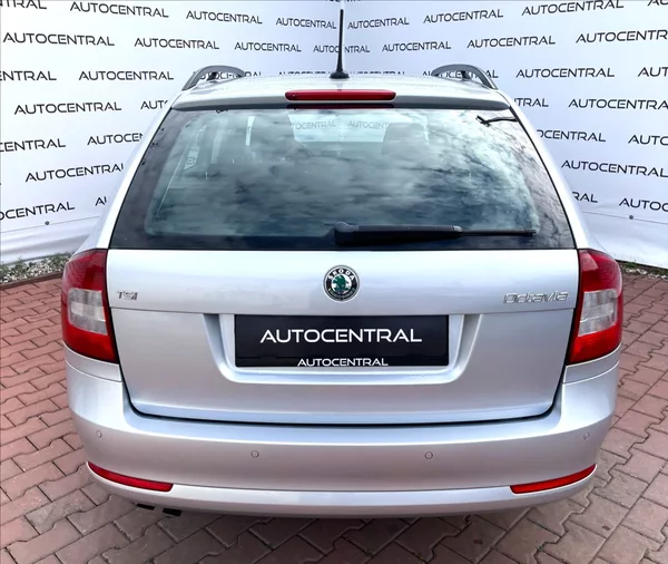 Škoda Octavia 1,4 Tsi Family 90kw , Navi , s - foto 5