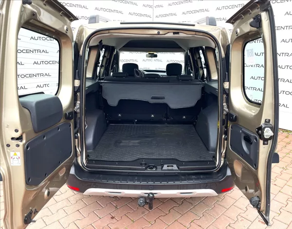 Dacia Dokker 1,6 i,75kW,serv.kn.,1.maj.,ČR - foto 10