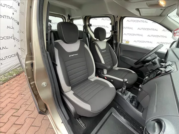 Dacia Dokker 1,6 i,75kW,serv.kn.,1.maj.,ČR - foto 20