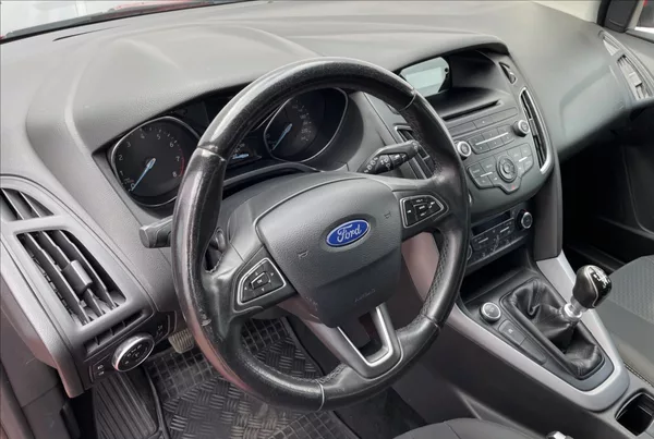 Ford Focus 1,0 i,92kW,ČR,DPH - foto 12