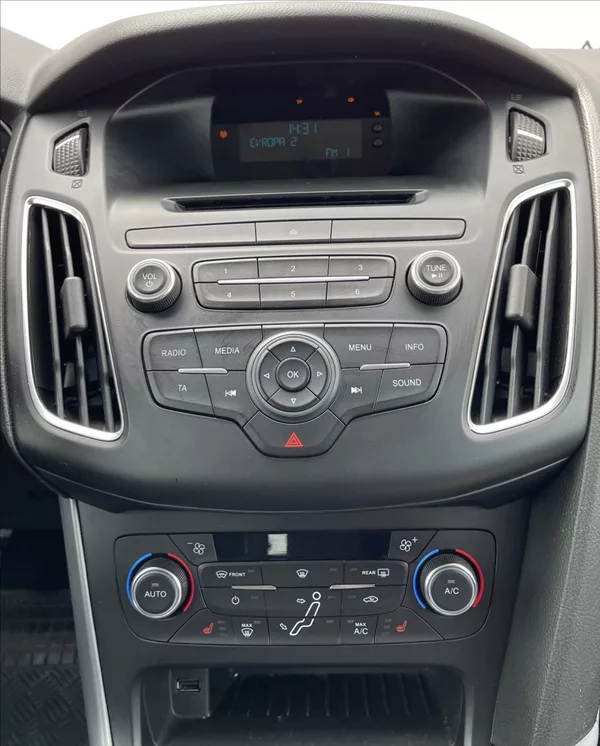 Ford Focus 1,0 i,92kW,ČR,DPH - foto 15
