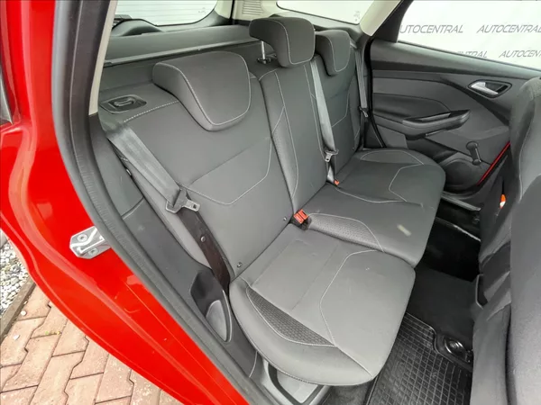 Ford Focus 1,0 i,92kW,ČR,DPH - foto 20