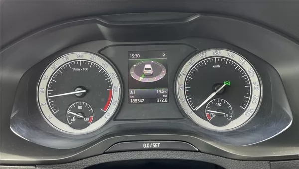 Škoda Karoq 2,0 TDi,110kW,STYLE.,4x4,DSG - foto 15