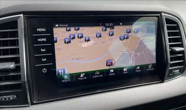 Škoda Karoq 2,0 TDi,110kW,STYLE.,4x4,DSG - foto 22