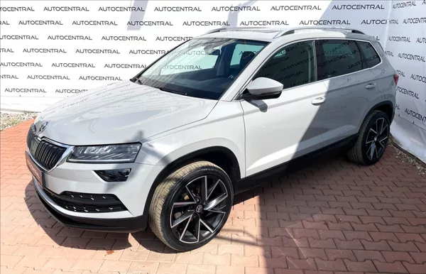 Škoda Karoq 2,0 TDi,110kW,STYLE.,4x4,DSG - foto 4
