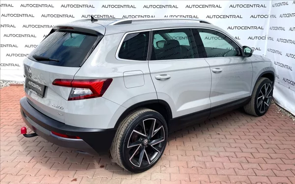Škoda Karoq 2,0 TDi,110kW,STYLE.,4x4,DSG - foto 5