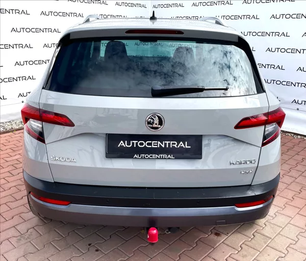 Škoda Karoq 2,0 TDi,110kW,STYLE.,4x4,DSG - foto 6