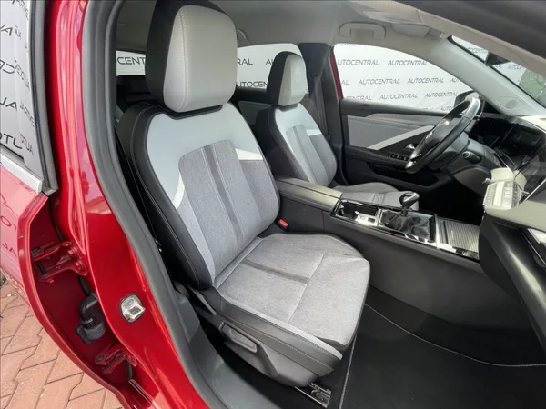 Opel Astra 1,5 CDTi,96kW,STK 8/28,DPH - foto 21