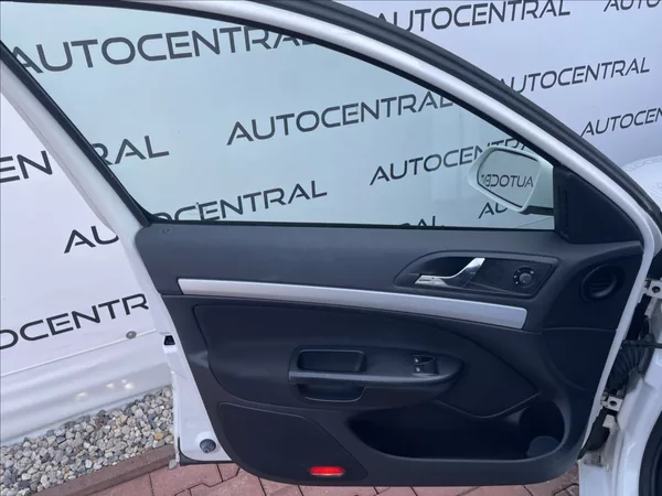 Škoda Octavia 1,8 TSi,118kW,RS paket - foto 17