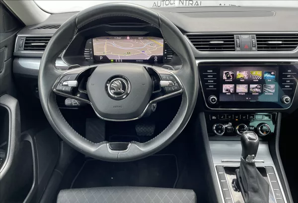 Škoda Superb 2,0 TDI DSG 110kw zachovalé,se - foto 13