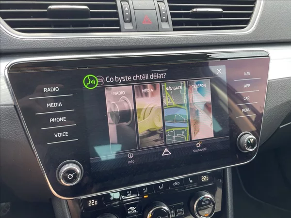 Škoda Superb 2,0 TDI DSG 110kw zachovalé,se - foto 16