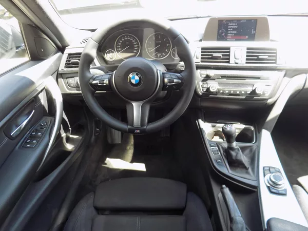 BMW Řada 3 320 D 135 KW - foto 10