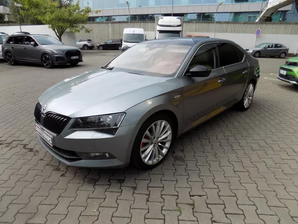 Škoda Superb 2.0 TSi L&K Webasto - foto 3