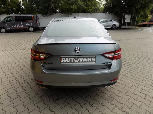Škoda Superb 2.0 TSi L&K Webasto - foto 6